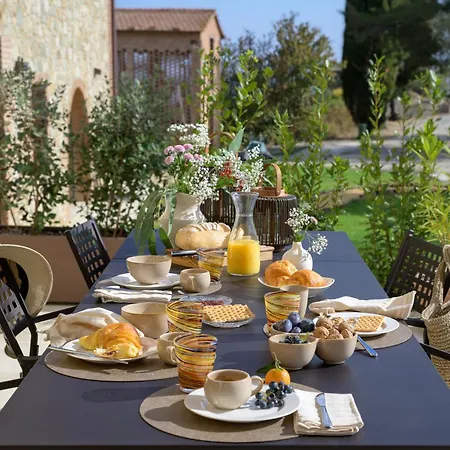 Апартаменты Nocellara Apartment, Pool, Nature, View , Montaione, Toscana